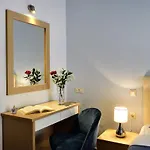 Cosy Near The 아파트 *