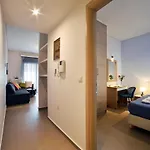 Cosy Near The 아파트 *