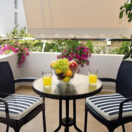 Cosy Apartment Near The Beach