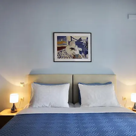 Cosy Near The 하니아